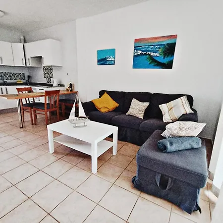 Casa Anita, Pool Sea And Surf In Corralejo