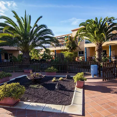 Casa Anita, Pool Sea And Surf In Apartment Corralejo